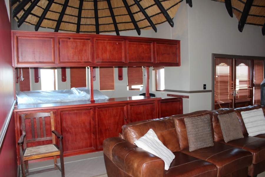 5 Bedroom Property for Sale in Bathurst Eastern Cape